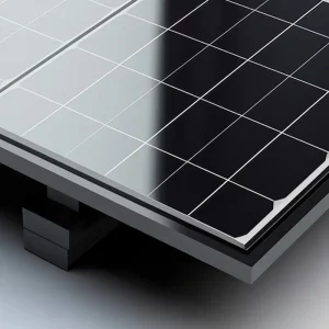 Détail sur la structure de montage d'un panneau solaire pour une pose au sol