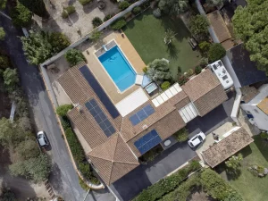 Panneaux solaires piscine