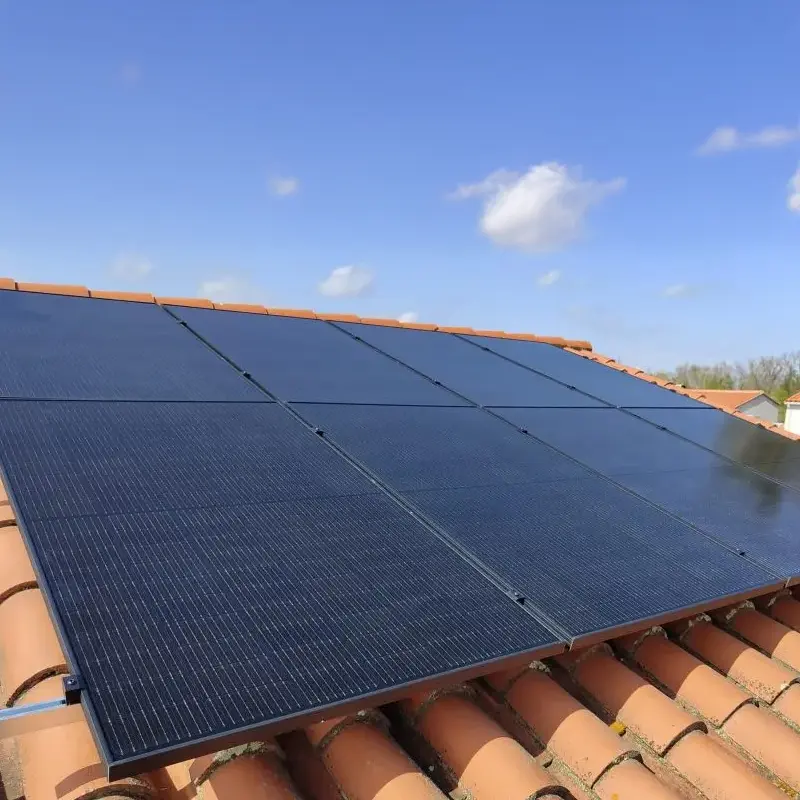 Quelles sont les aides financières pour l’installation de panneaux solaires photovoltaïques en 2025 ?