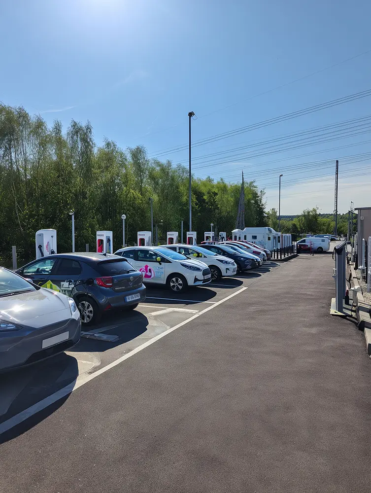CHARGEUR ENTREPRISE FLOTTE VEHICULES