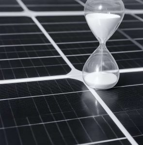 Quelle est la durée de vie d'un panneau solaire ?