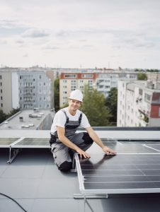 Installateur Panneaux solaires - Norme NFC 15 100